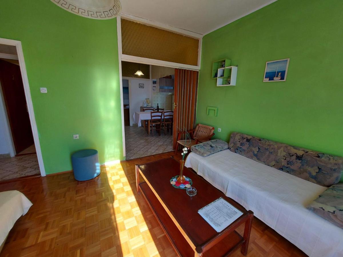 Apartments Fam Tomasic บัชกา ภายนอก รูปภาพ